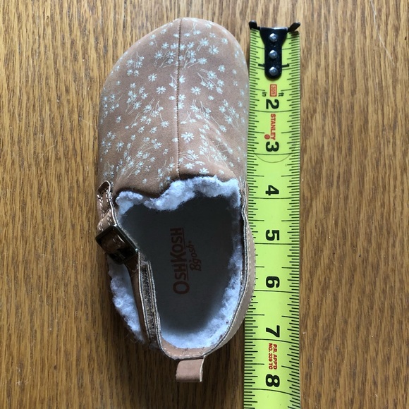 Oshkosh Slip On Mule Shoe - Picture 5 of 5